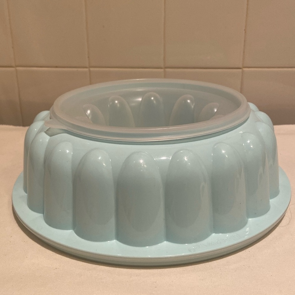 🌸Tupperware 3 pcs Jello Mold Ice Ring 9” Mint Green